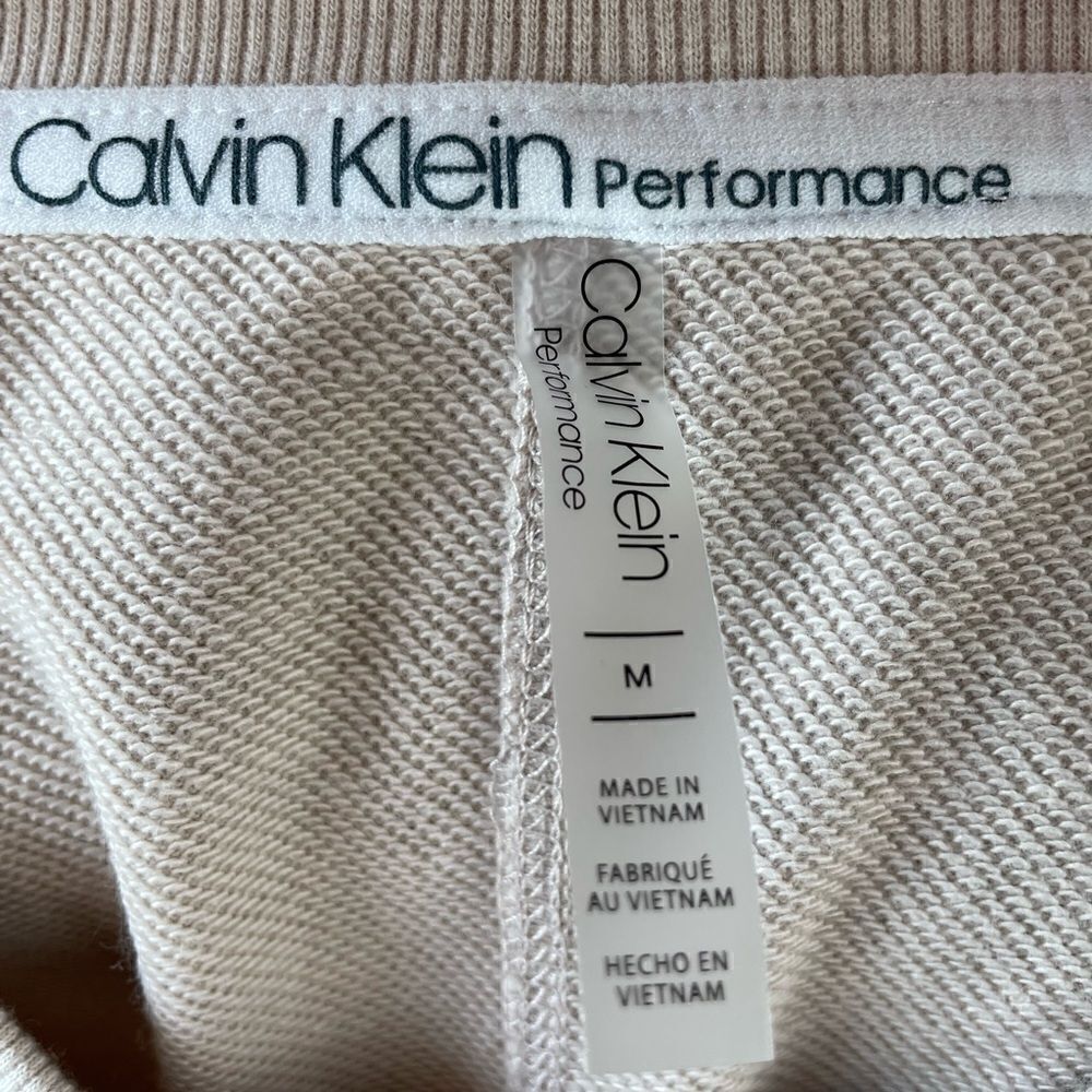 NWT Calvin Klein Performance Cropped Top Size M - Picture 5 of 6
